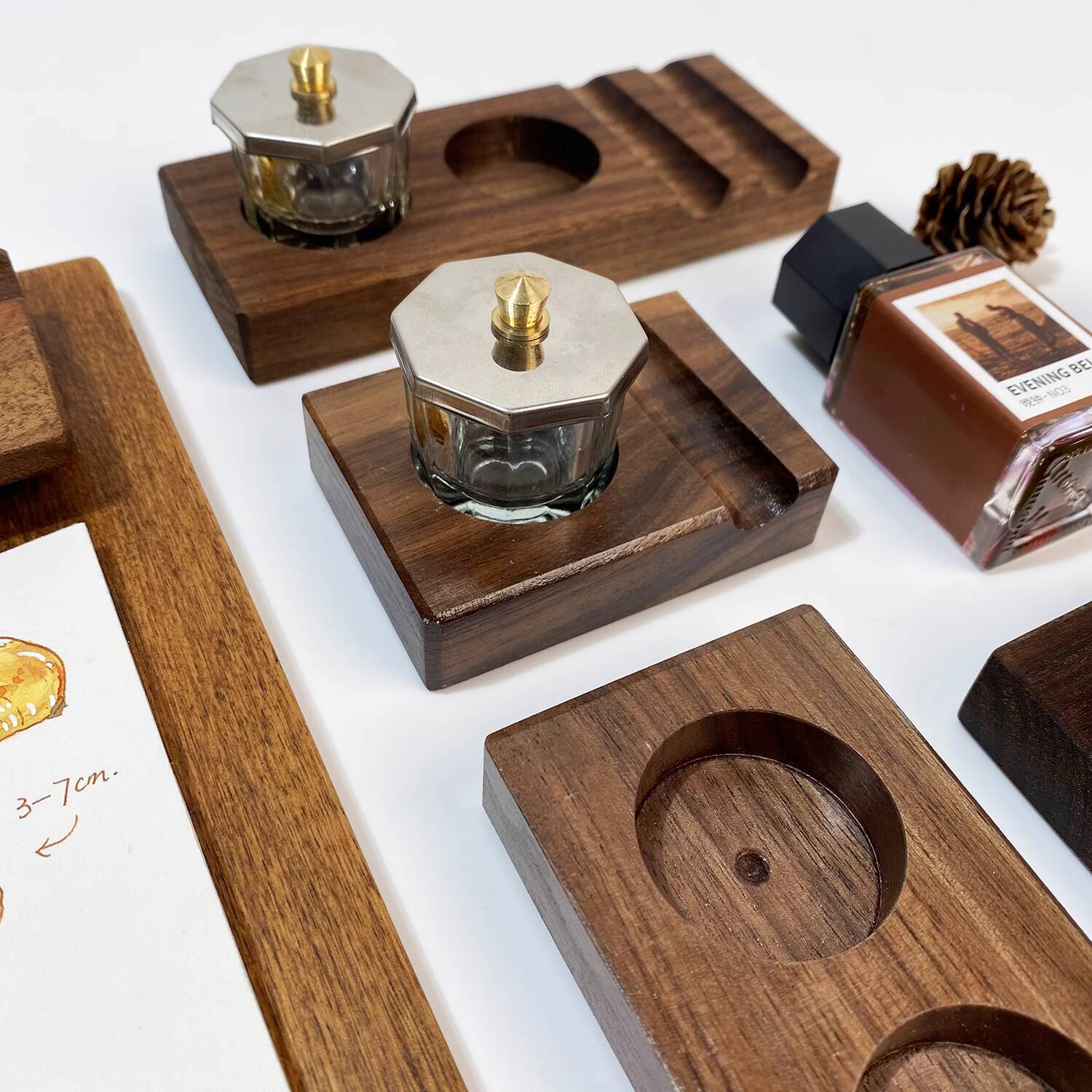 Base per inchiostro Poggia pen - Calligraphy Ink Bottle recensione e prezzo